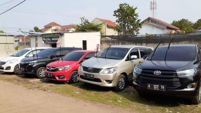 Jenis-Mobil-Yang-Bisa-Kamu-Pilih-Untuk-Keluarga-Besar-di-Sewa-Mobil-Semarang